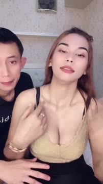 Skandal Video Mesum Tante Farah