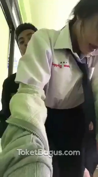 Pelajar SMP Masih Pake Seragam Ngewe Di Kelas