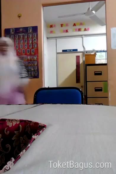 Cikgu Fadhilah Viral