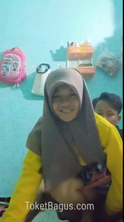 Parah nih kakak adek ngewe saat rumah sepi