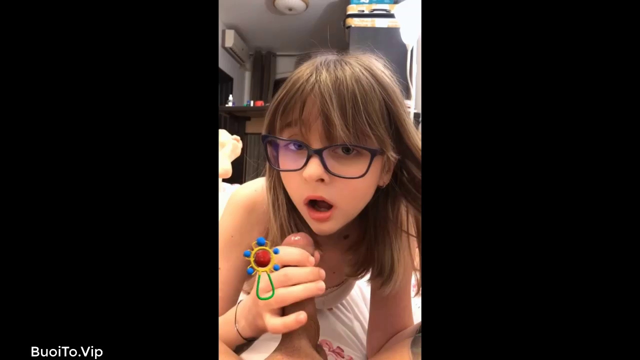 11:37 2.228 Bokep viral ceweknya mirip sarah viloid 9fs53oujh0qt