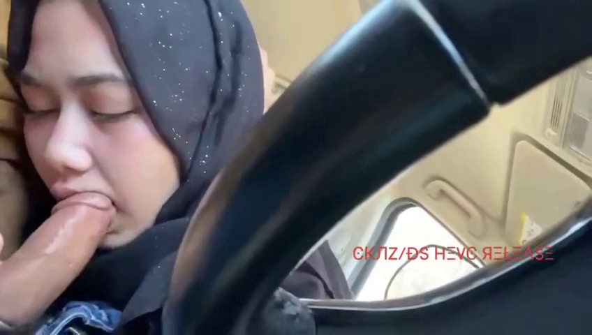 04:29 1.961 Jilbab isep batang kontol dimobil 0fx1wza1rqhs